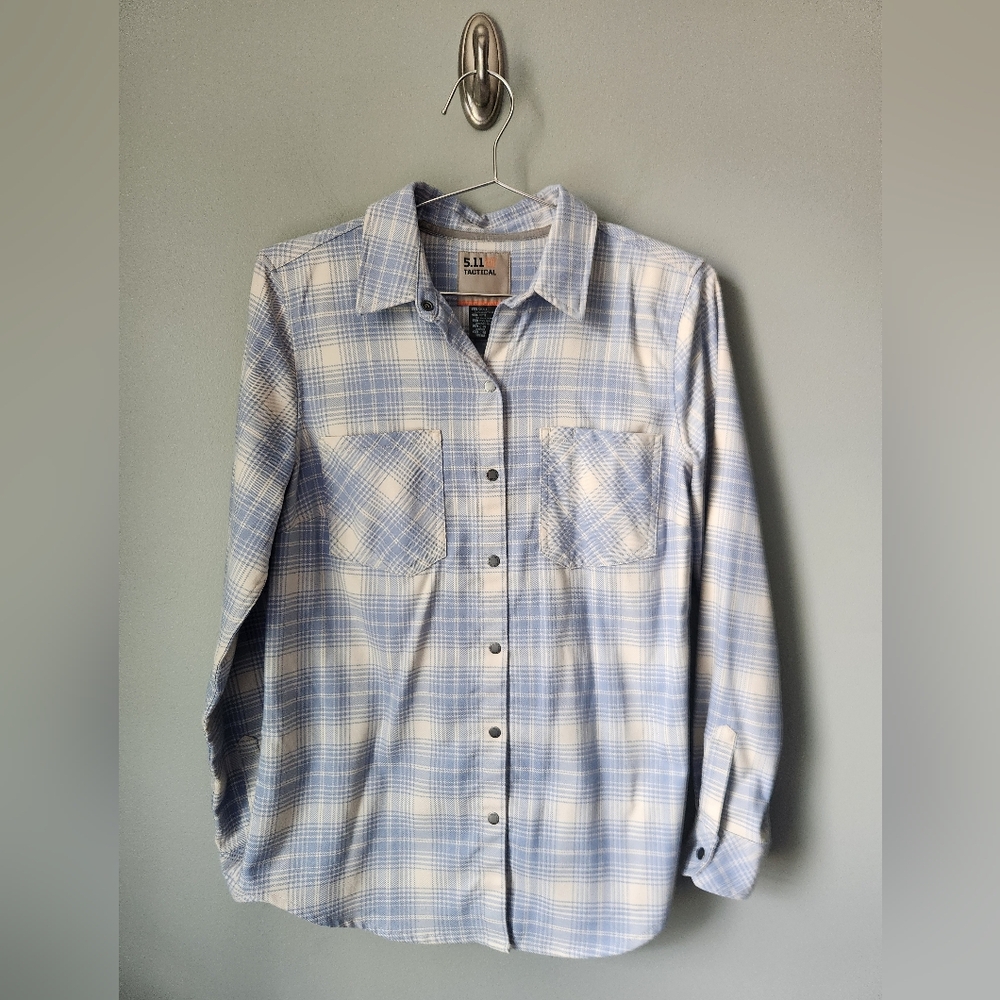 5.11 Tactical Cheyenne Brushed Flannel Snap Front Shirt Size Small Blue NWOT